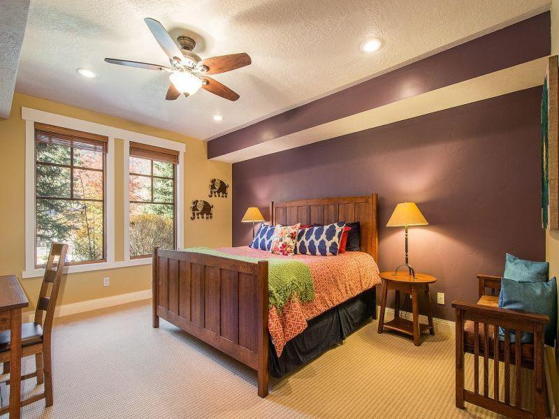 Towne Pointe: In the heart of Old Town! 2 Blocks to Town Lift and Main Street! Directly on Shuttle Route! Main image 1